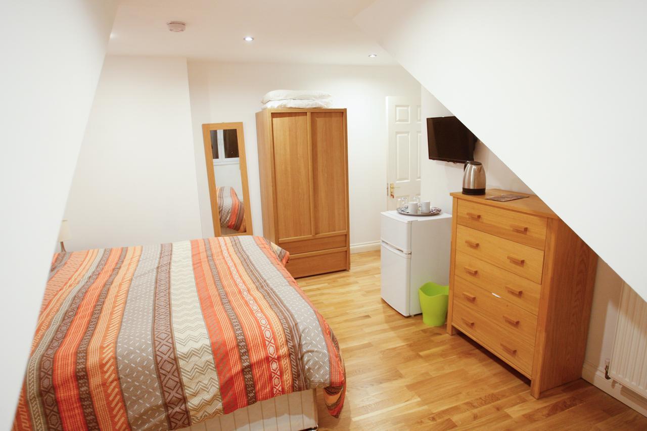 Homeside B&B Силверстон Экстерьер фото